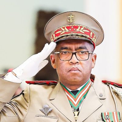 Premier ministre ou homme de l’ombre ?